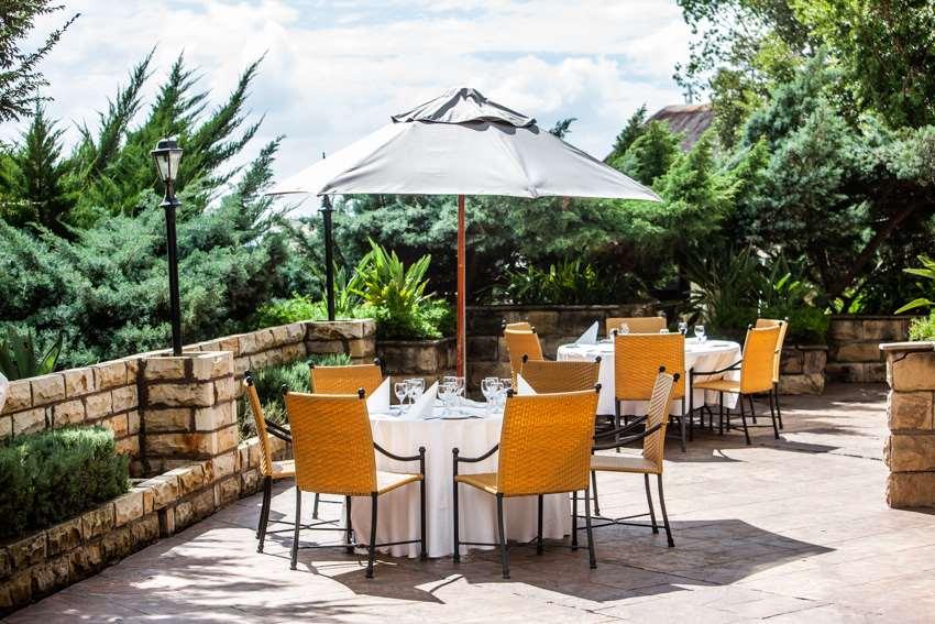 Avani Lesotho Hotel & Casino Масеру Екстериор снимка